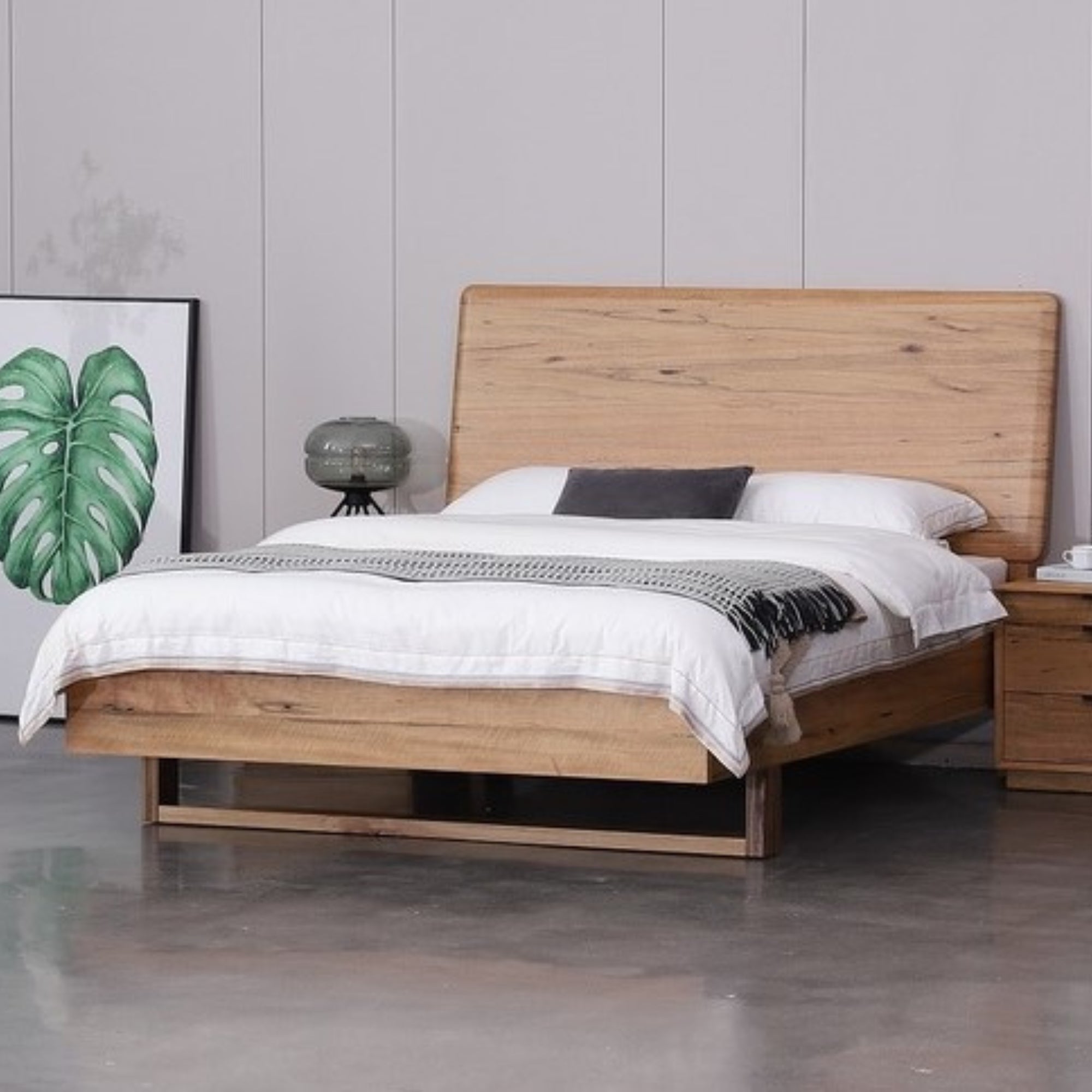 Japandi Queen Bed Solid Timber Frame Natural Oak – Wowbeds
