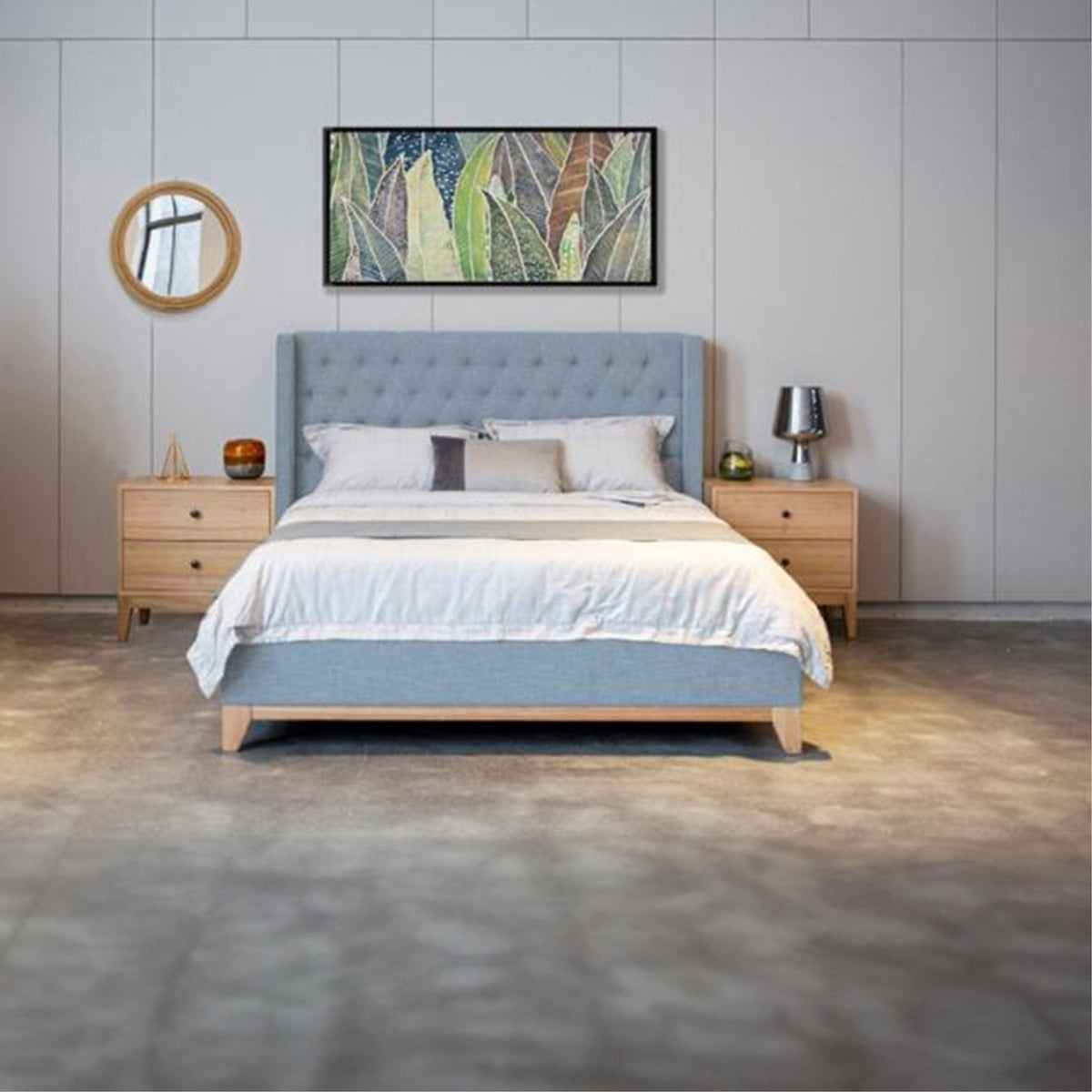 Skandinav Queen Bed Frame Buttoned Head Light Grey